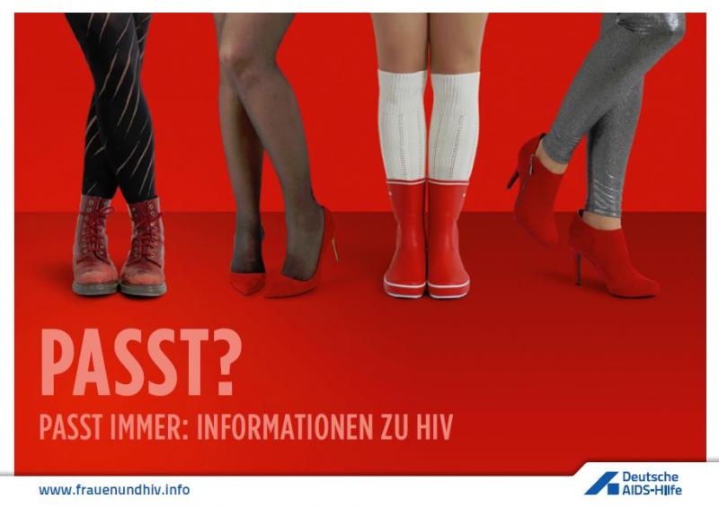 Vier Paar Frauenbeine mit verschiedenen, roten Schuhen. Titel "Passt? Passt immer: Informationen zu HIV"