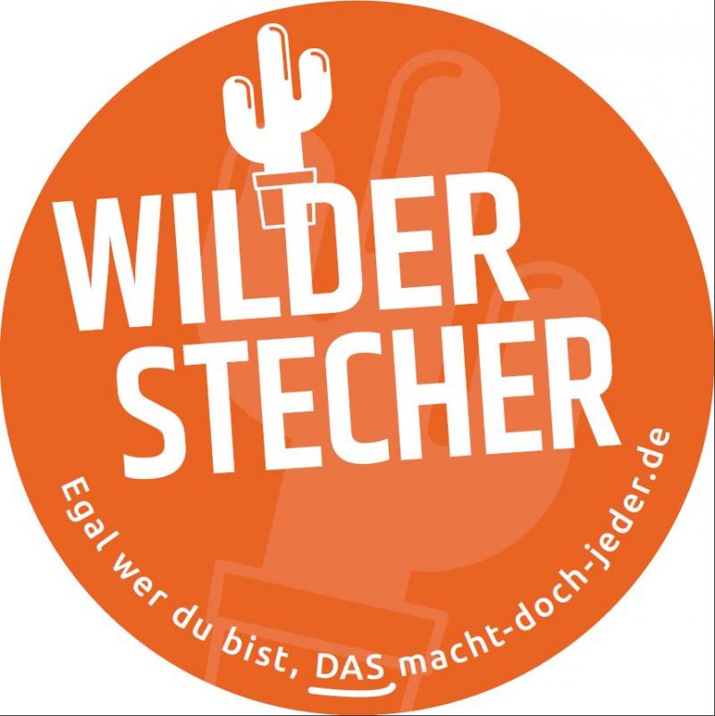 Weißer Text auf orangem Hintergrund: Wilder Stecher