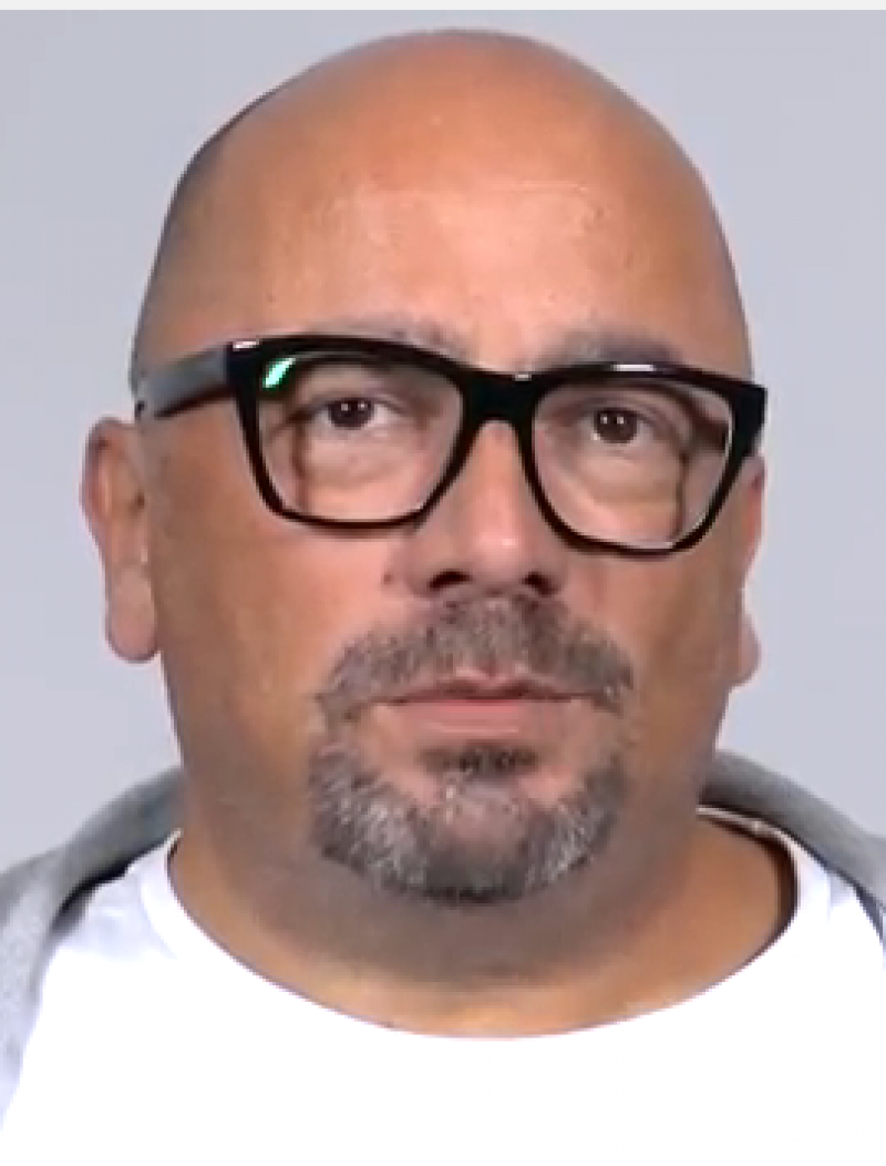 Porträtaufnahme eines Mannes mit Brille
