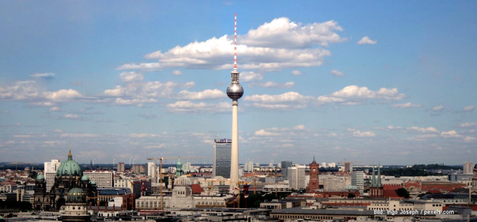 Panorama von Berlin, in der Mitte der Fernsehturm