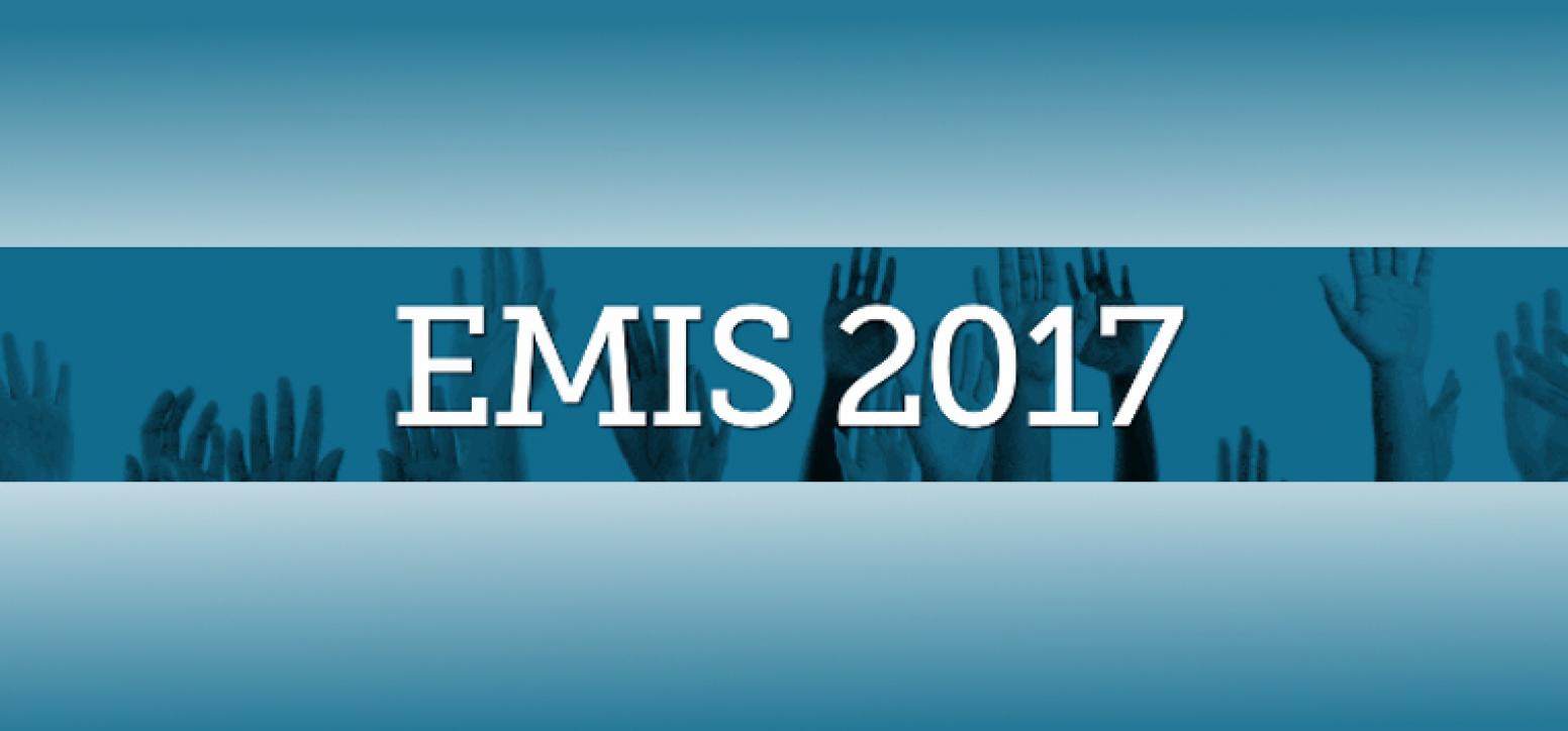 Schriftzug EMIS 2017, blauer Hintergrund, darauf eine Reihe hoch gestreckter Arme und Hände
