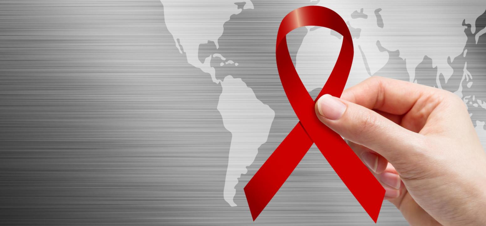 Rote Schleife: Solidarität mit HIV-positiven Menschen weltweit